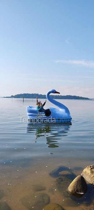 Casa para aluguel de temporada em Imaruí (Praia Vermelha)