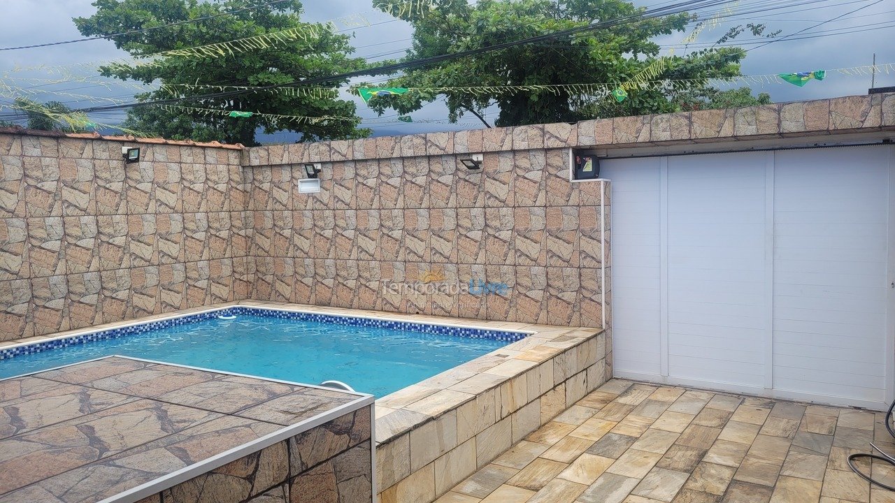 Casa para aluguel de temporada em Praia Grande (Jardim Samambaia)