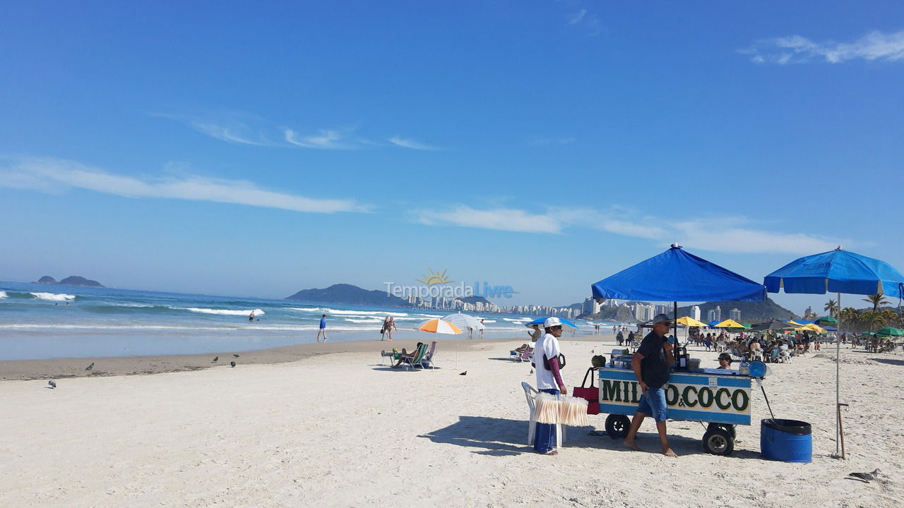 Apartment for vacation rental in Guarujá (Enseada)