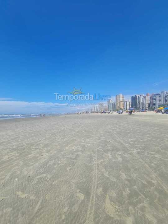 Apartment for vacation rental in Praia Grande (Aviação)