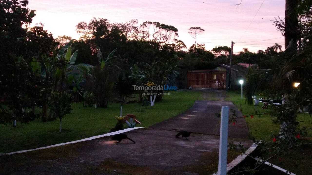Casa para aluguel de temporada em Guaratuba (Balneário Prainha)