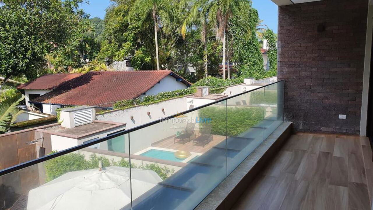 Casa para alquiler de vacaciones em São Sebastião (Praia do Engenho)