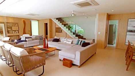 HOUSE INSIDE A CONDOMINIUM ON JUQUEHY BEACH