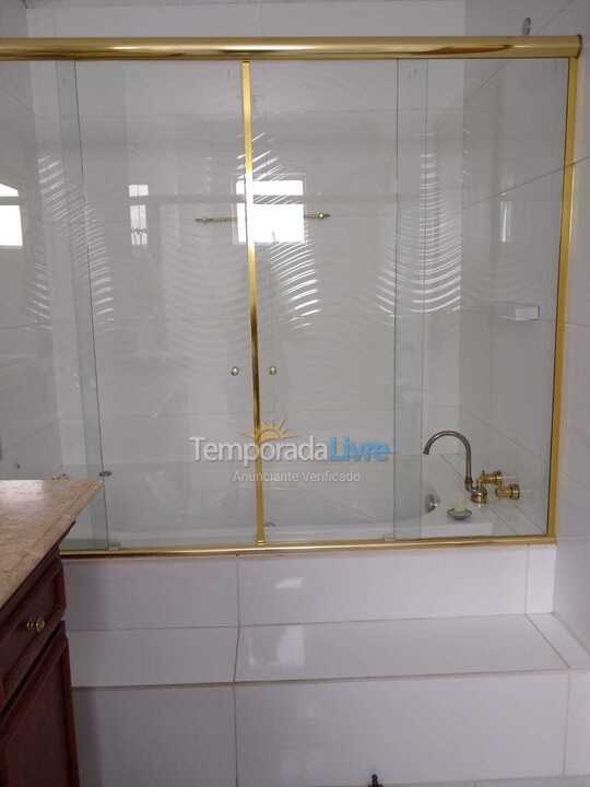 Apartamento para aluguel de temporada em Balneário Camboriú (Pioneiros)