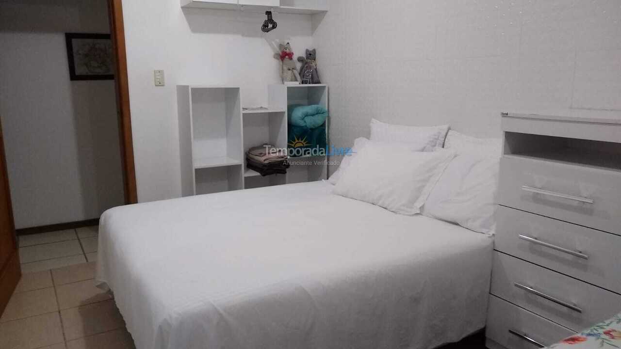 Apartamento para aluguel de temporada em Balneário Camboriú (Pioneiros)