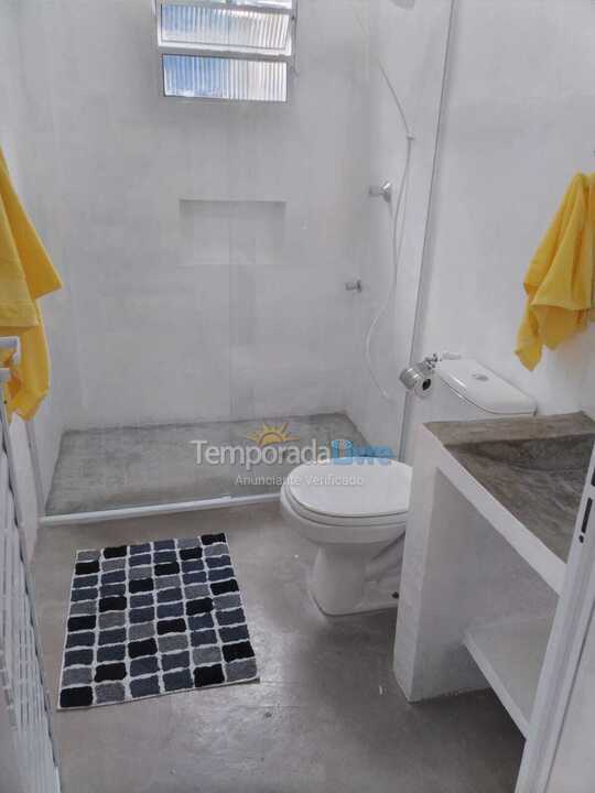 Casa para alquiler de vacaciones em Caraguatatuba (Praia da Cocanha)