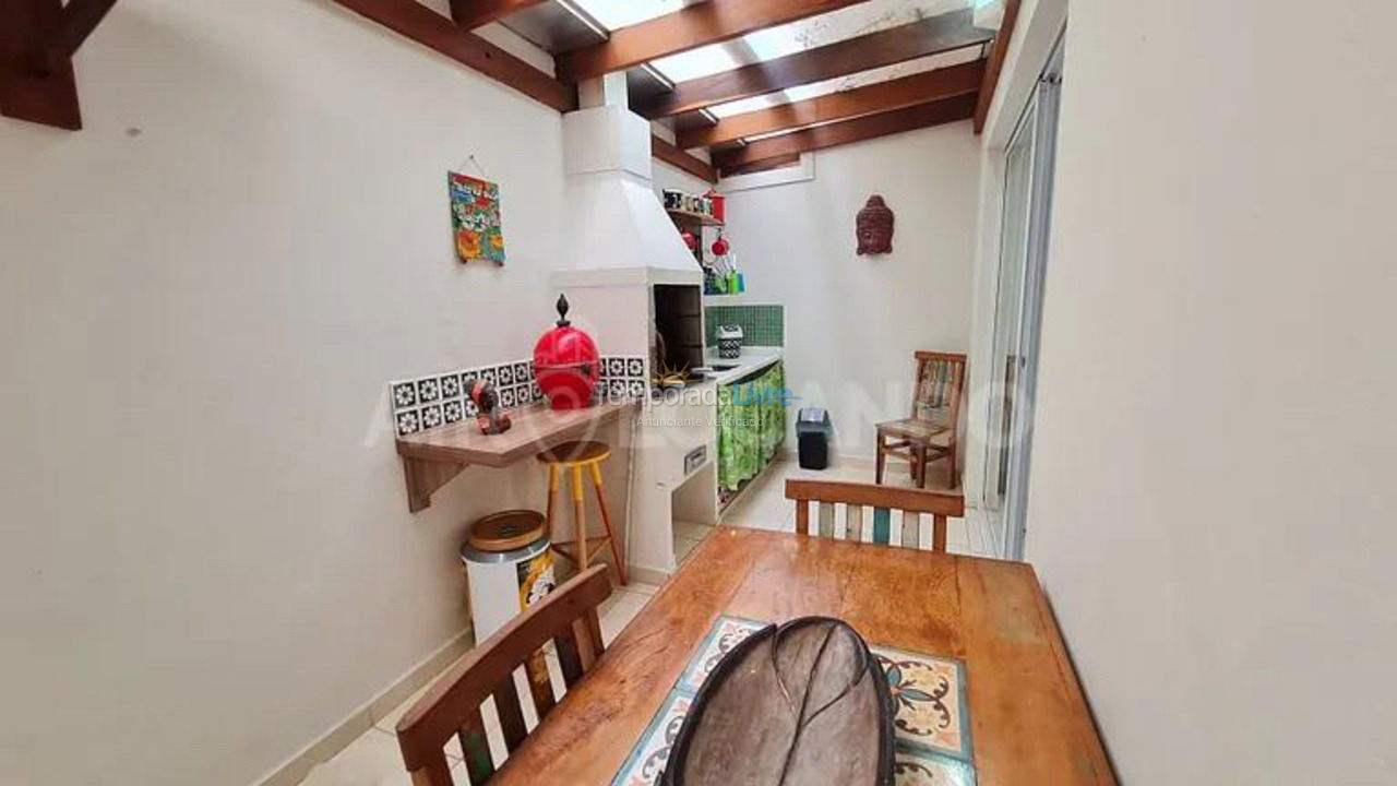 Casa para aluguel de temporada em São Sebastião (Maresias)