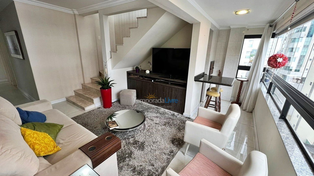 Apartamento para aluguel de temporada em Balneário Camboriú (Praia Central)