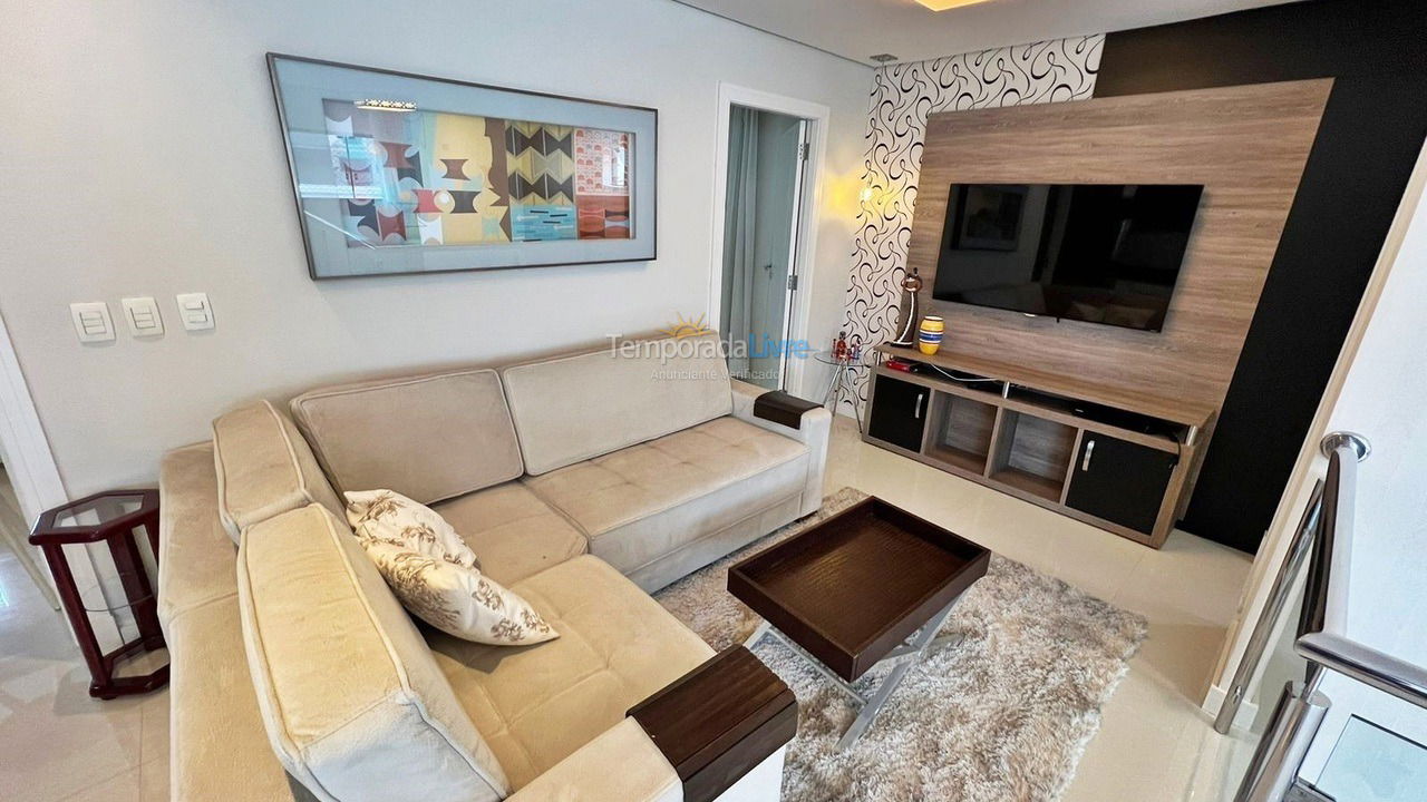 Apartamento para aluguel de temporada em Balneário Camboriú (Praia Central)