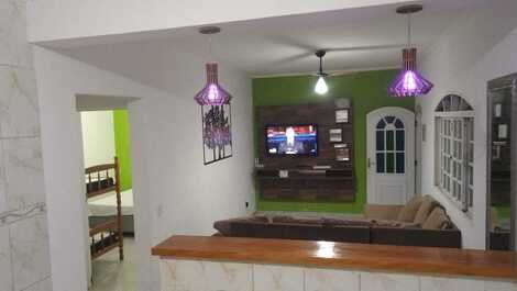 House with pool in Caraguatatuba for rent