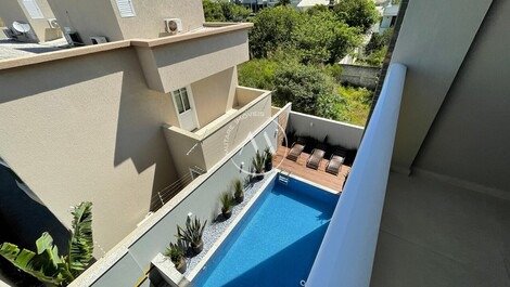 AP60L - Apartamento 02 suítes 06 pessoas com piscina praia de Mariscal