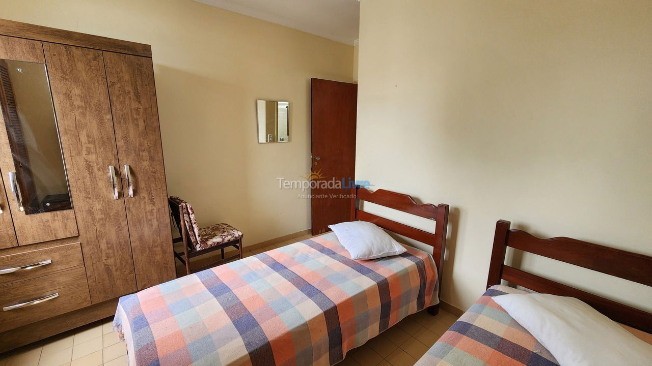 Apartment for vacation rental in Guarujá (Pitangueiras)