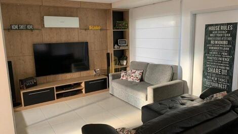 BEAUTIFUL HOUSE WITH JACUZZI AND SWIMMING POOL IN JURERÊ INTERNACIONAL