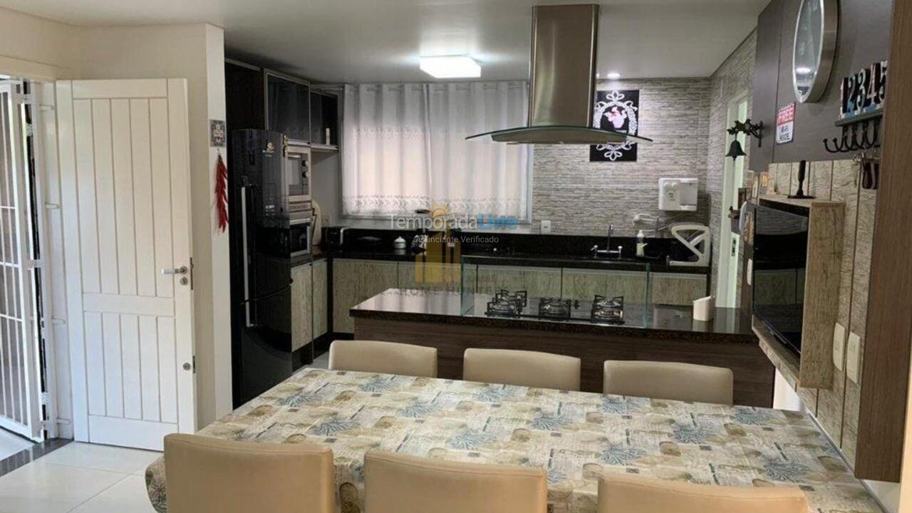 House for vacation rental in Florianopolis (Jurerê Internacional)