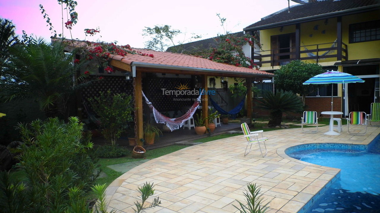 Casa para alquiler de vacaciones em Ubatuba (Lagoinha)