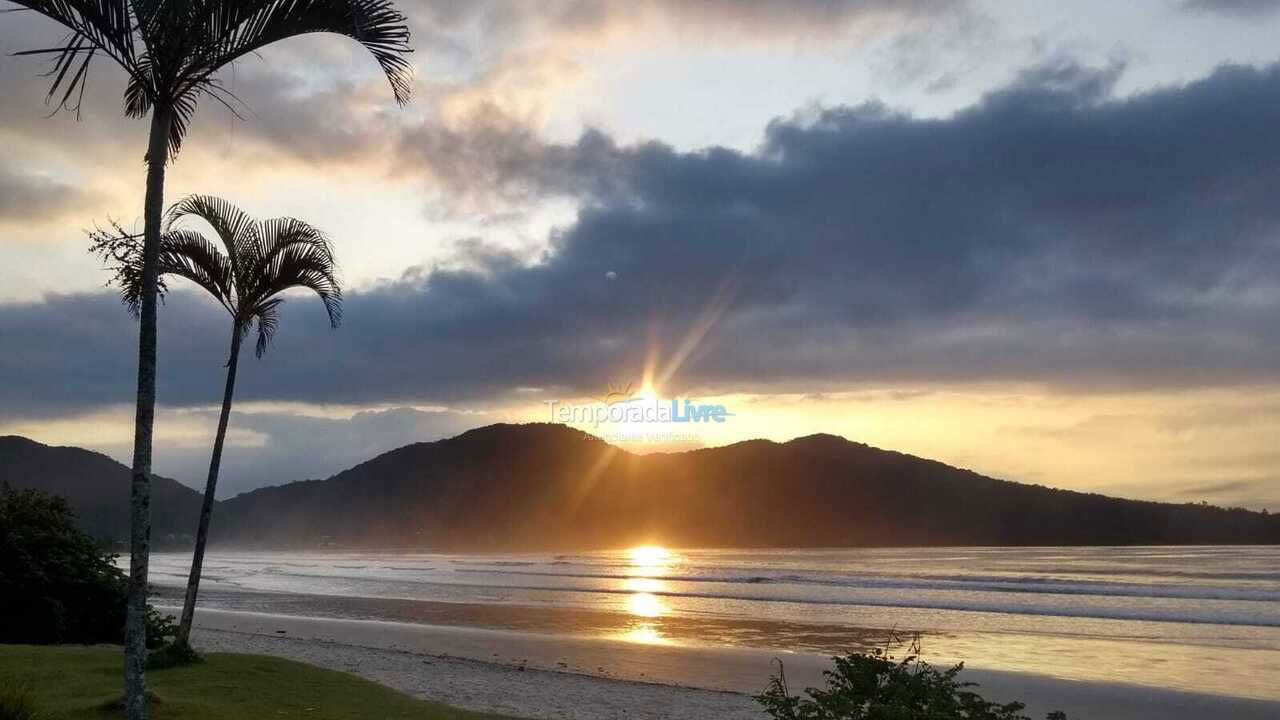 Casa para alquiler de vacaciones em Ubatuba (Lagoinha)