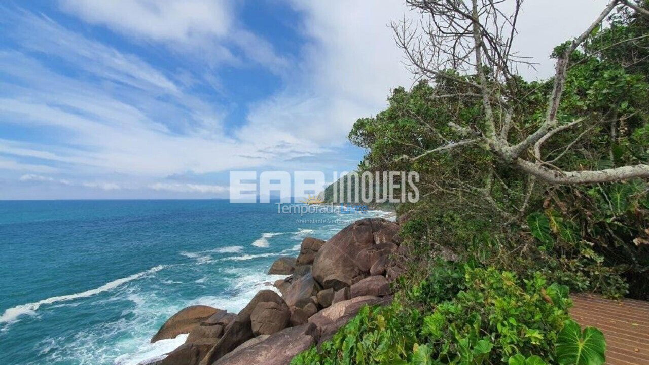 Casa para aluguel de temporada em Ubatuba (Felix)