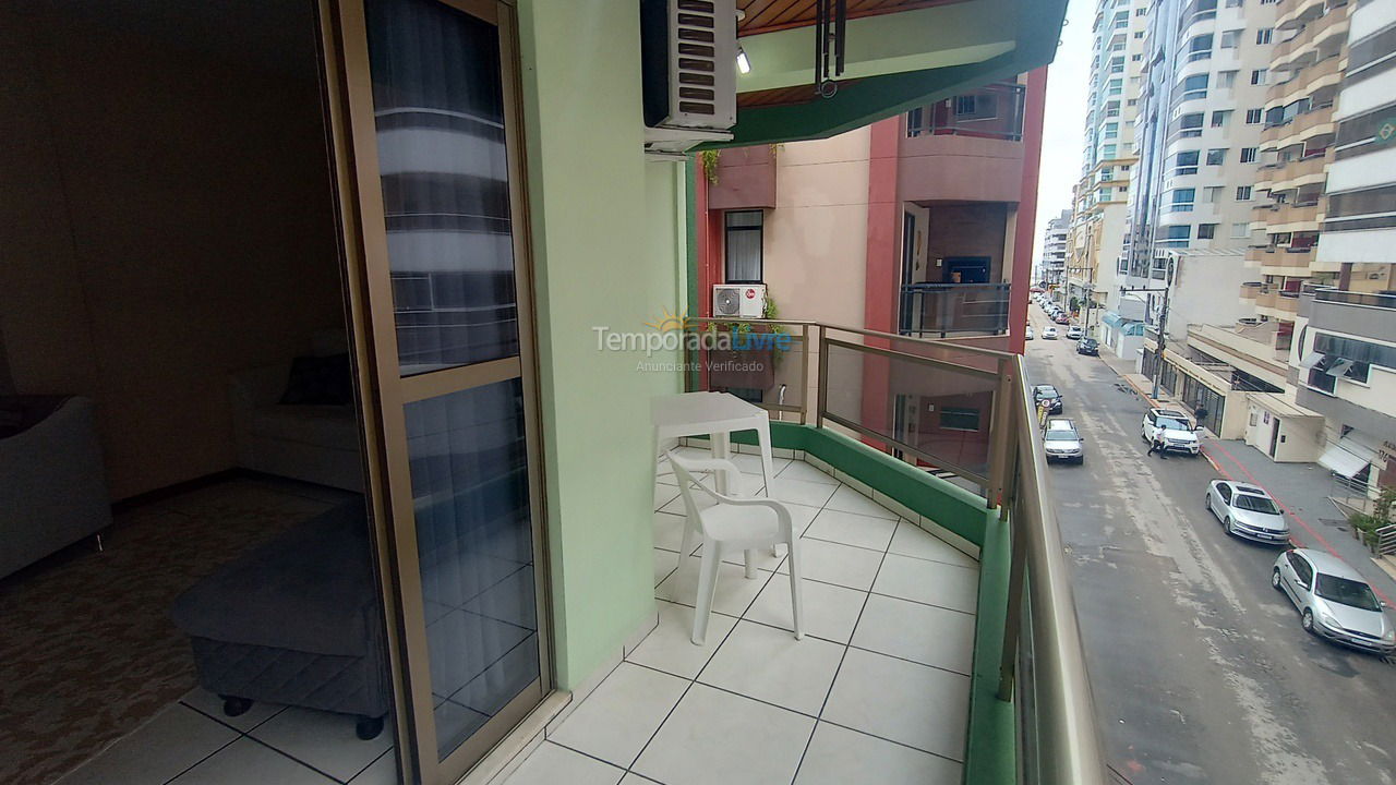 Apartment for vacation rental in Itapema (Meia Praia)