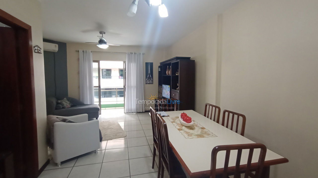 Apartamento para aluguel de temporada em Itapema (Meia Praia)