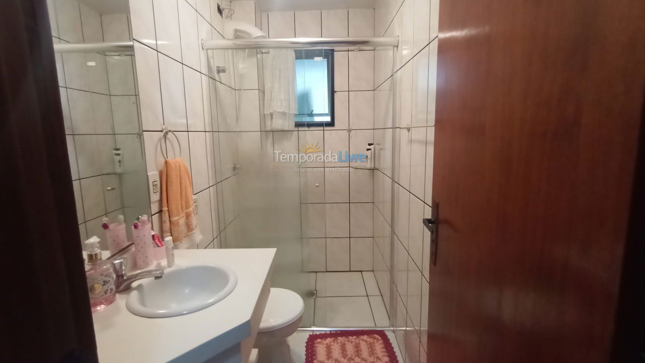 Apartamento para alquiler de vacaciones em Itapema (Meia Praia)