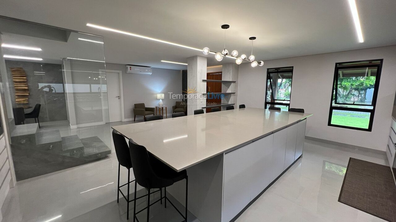 Casa para alquiler de vacaciones em Florianopolis (Jurerê Internacional)