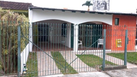 Casa de 5 habitaciones / 3 suites para hasta 10 personas Lagoa da Conceição