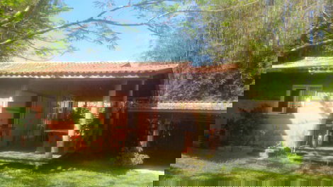 House with pool for couple or 4 people