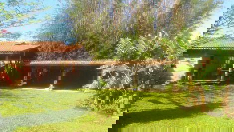 House with pool for couple or 4 people