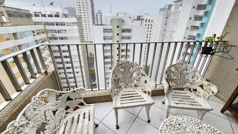 Apartamento para alugar em Guarujá - Pitangueiras