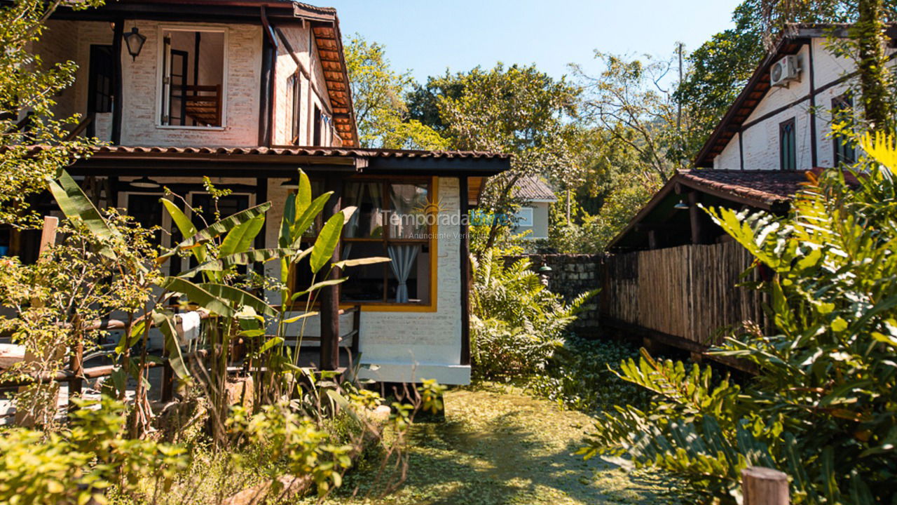 Casa para alquiler de vacaciones em São Sebastião (Juquehy)