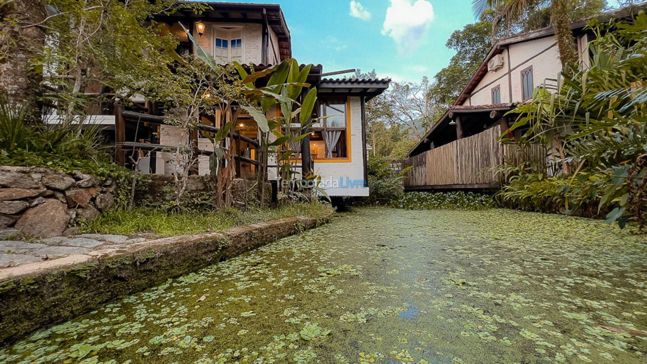 Casa para alquiler de vacaciones em São Sebastião (Juquehy)