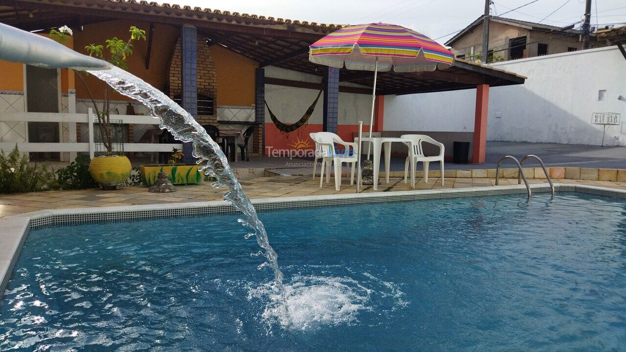 Casa para aluguel de temporada em Lauro de Freitas (Praia de Ipitanga)