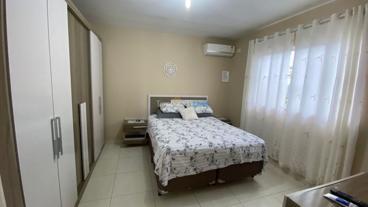 House for vacation rental in Guaratuba (Centro)