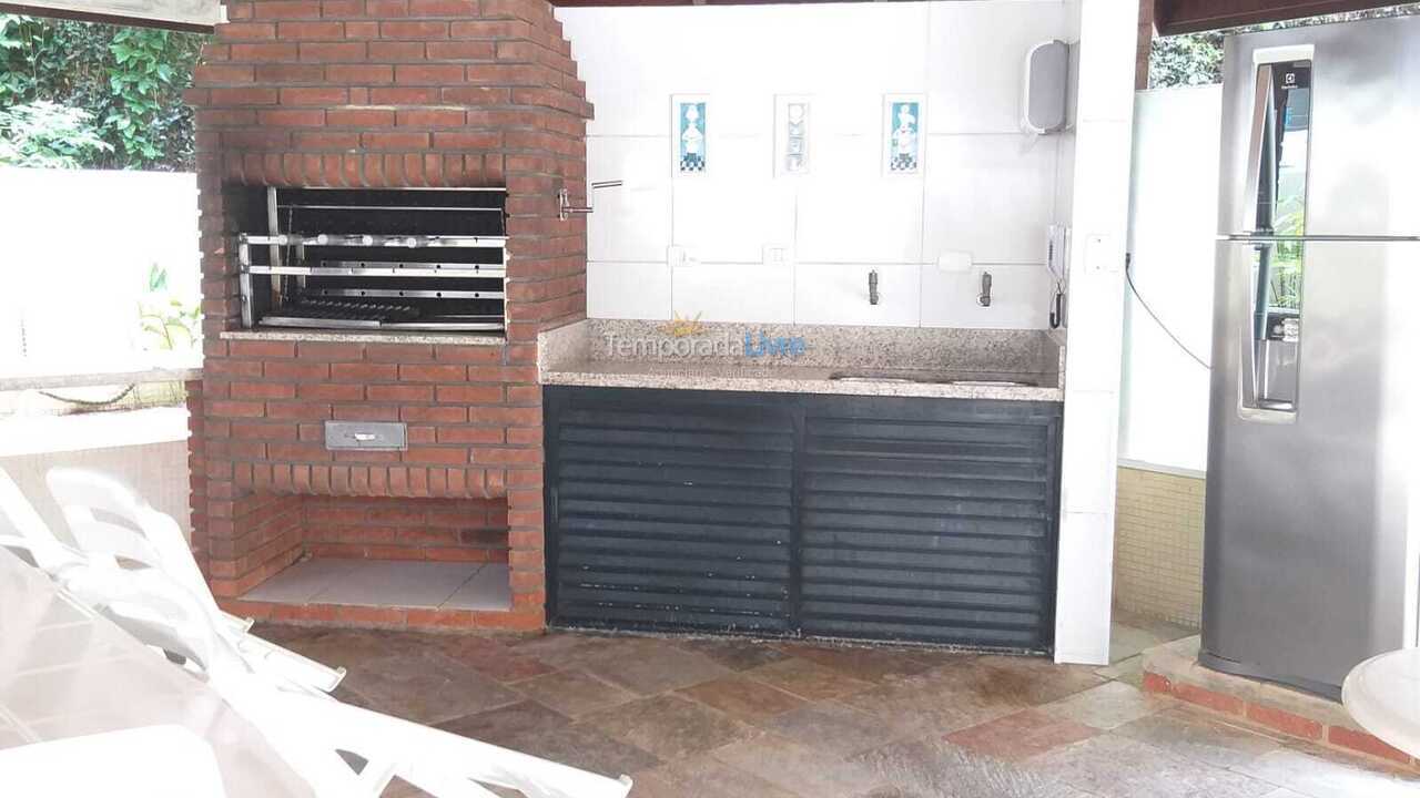 Apartamento para aluguel de temporada em Guarujá (Pitangueiras)