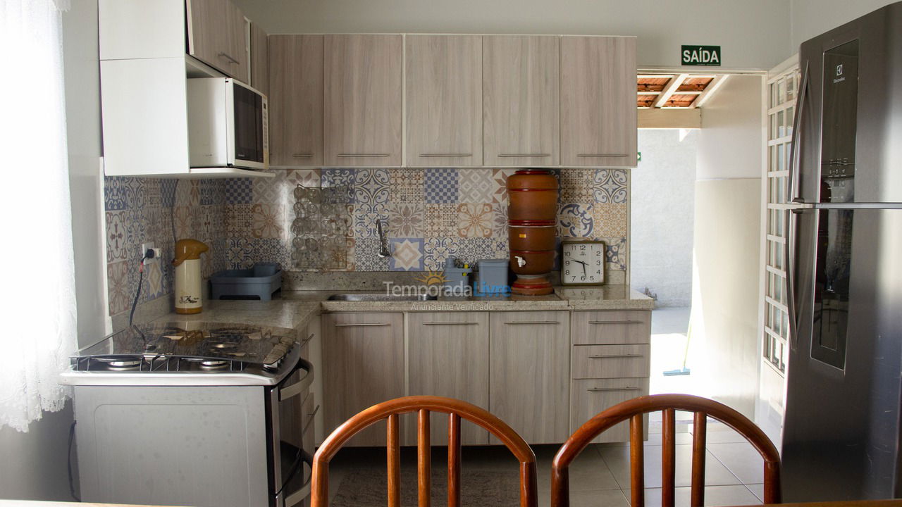 Casa para aluguel de temporada em São João da Boa Vista (Villa Clayton)