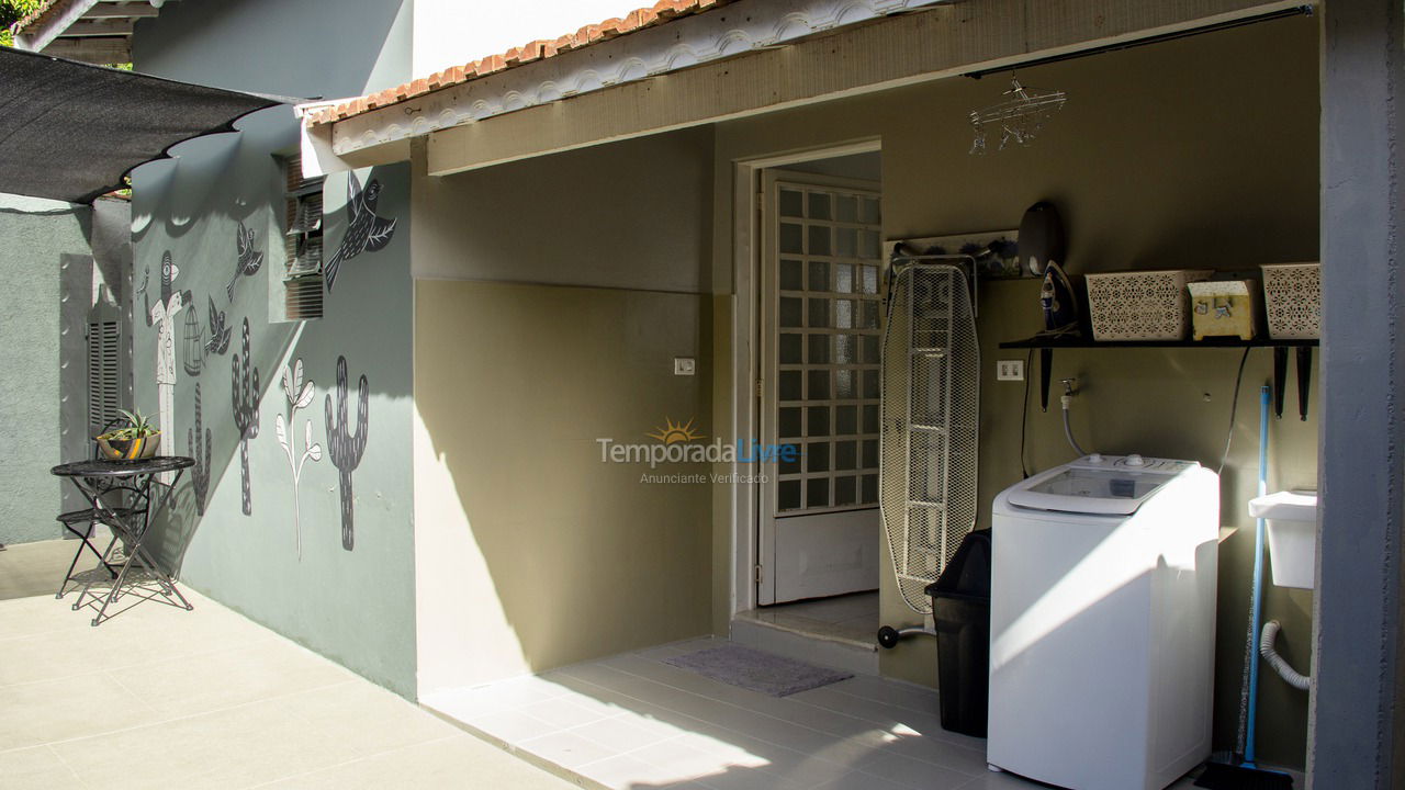 Casa para aluguel de temporada em São João da Boa Vista (Villa Clayton)