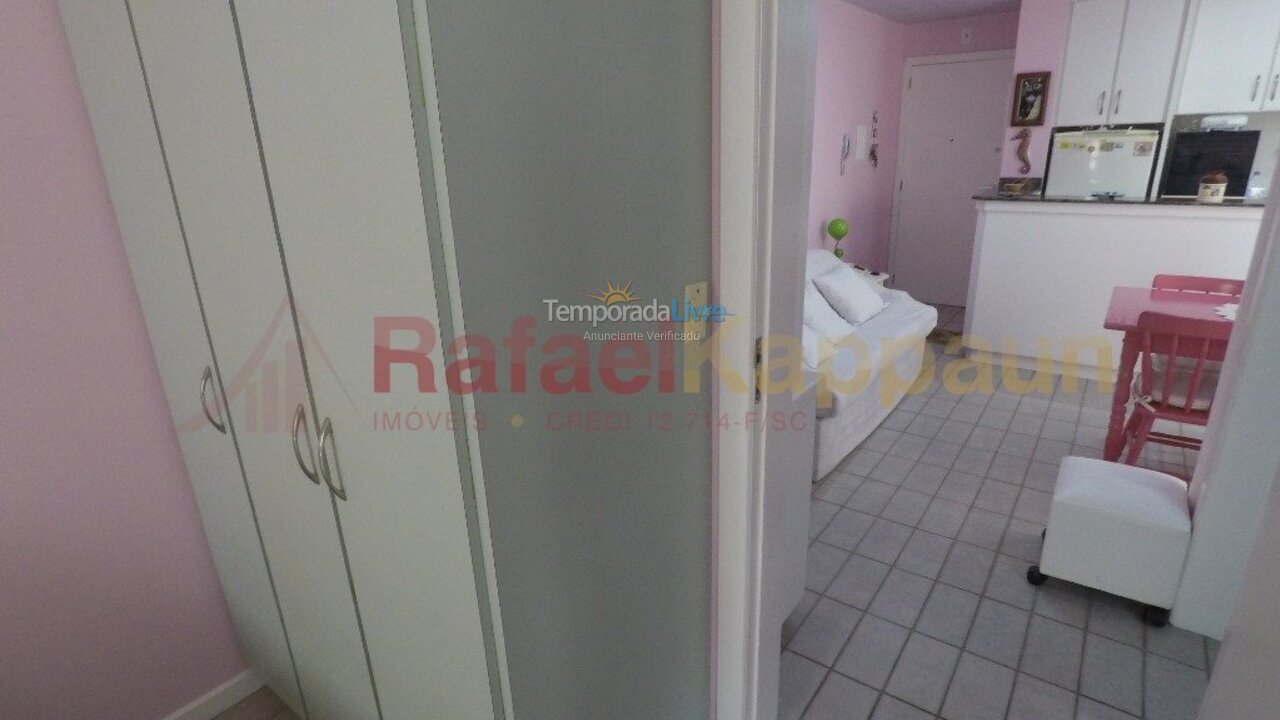 Apartamento para aluguel de temporada em Florianopolis (Canasvieiras)