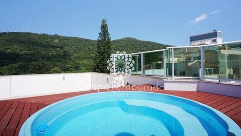 Penthouse with 5 bedrooms and private pool! A95