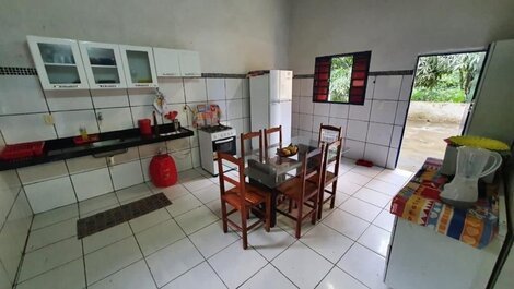 Cozy house with bathroom in a place located 3 km from the center of...