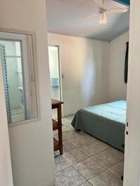 Quarto casal - cama queen size