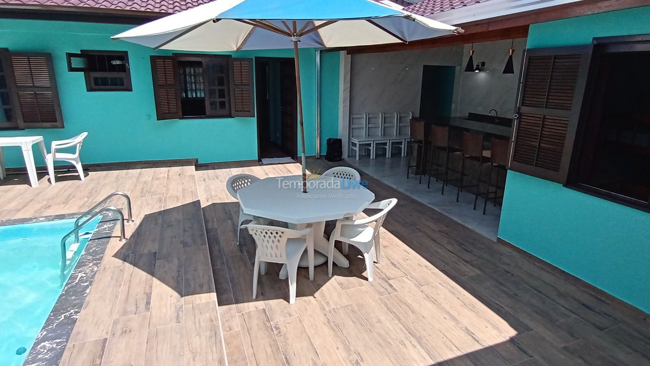 House for vacation rental in Matinhos (Caiobá)