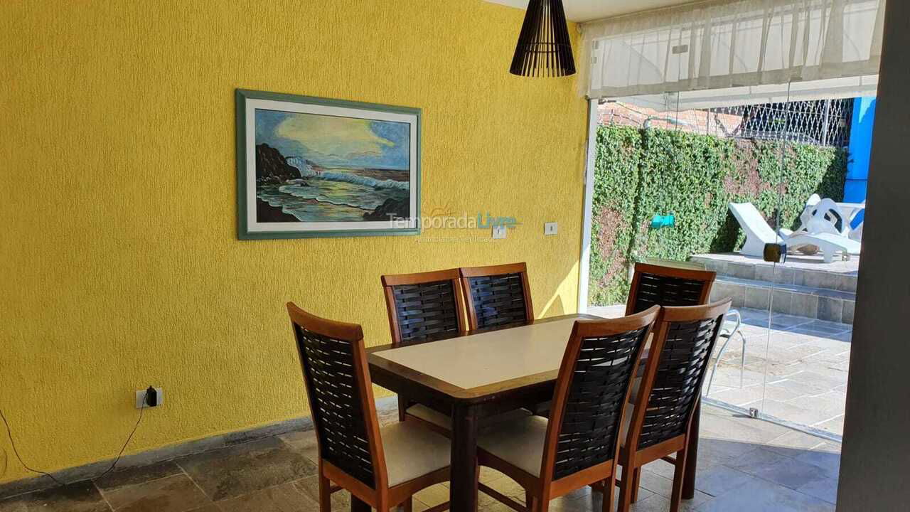 Casa para alquiler de vacaciones em Guarujá (Praia do Pernambuco)