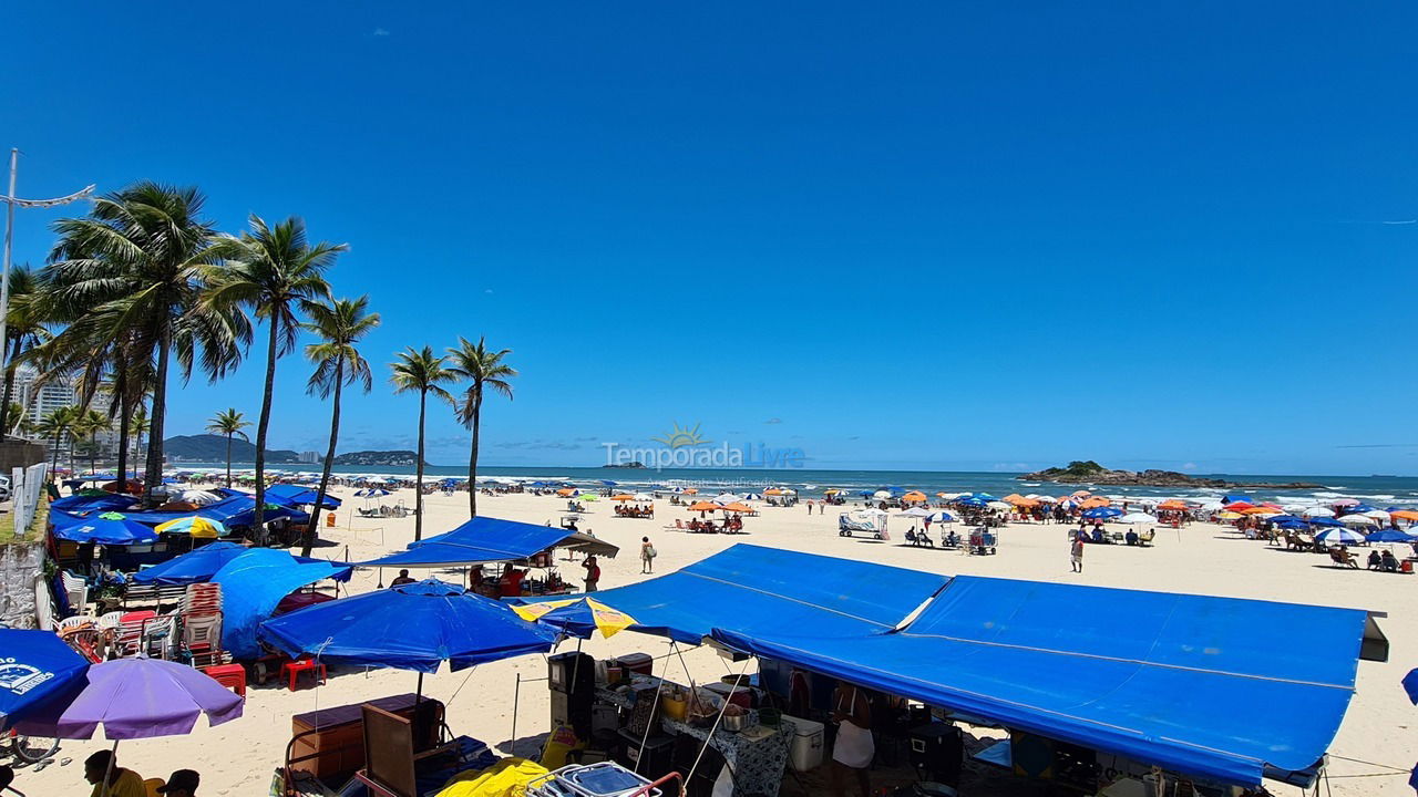 Apartamento para aluguel de temporada em Guarujá (Pitangueiras)