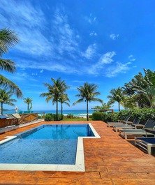 Incredible property standing on the sand - AVAILABLE NEW YEAR