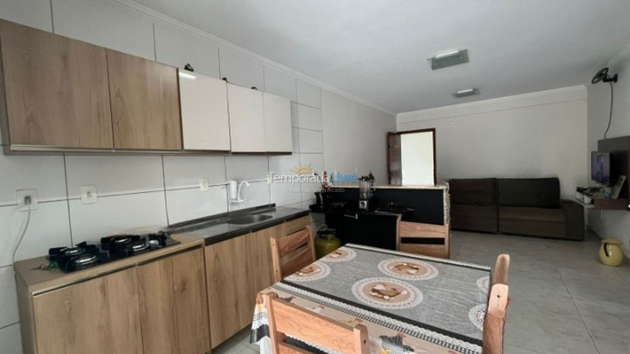 Apartamento para aluguel de temporada em Florianopolis (Praia dos Ingleses)