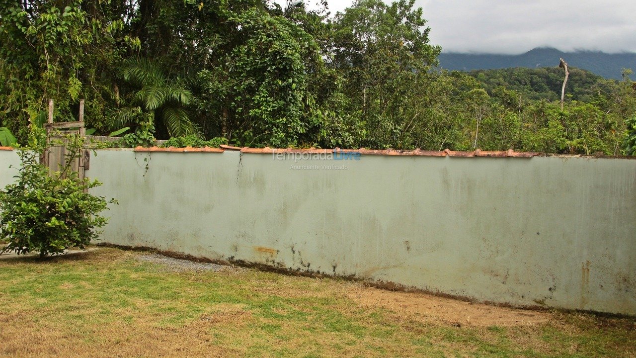 Casa para aluguel de temporada em Ubatuba (Folha Seca)