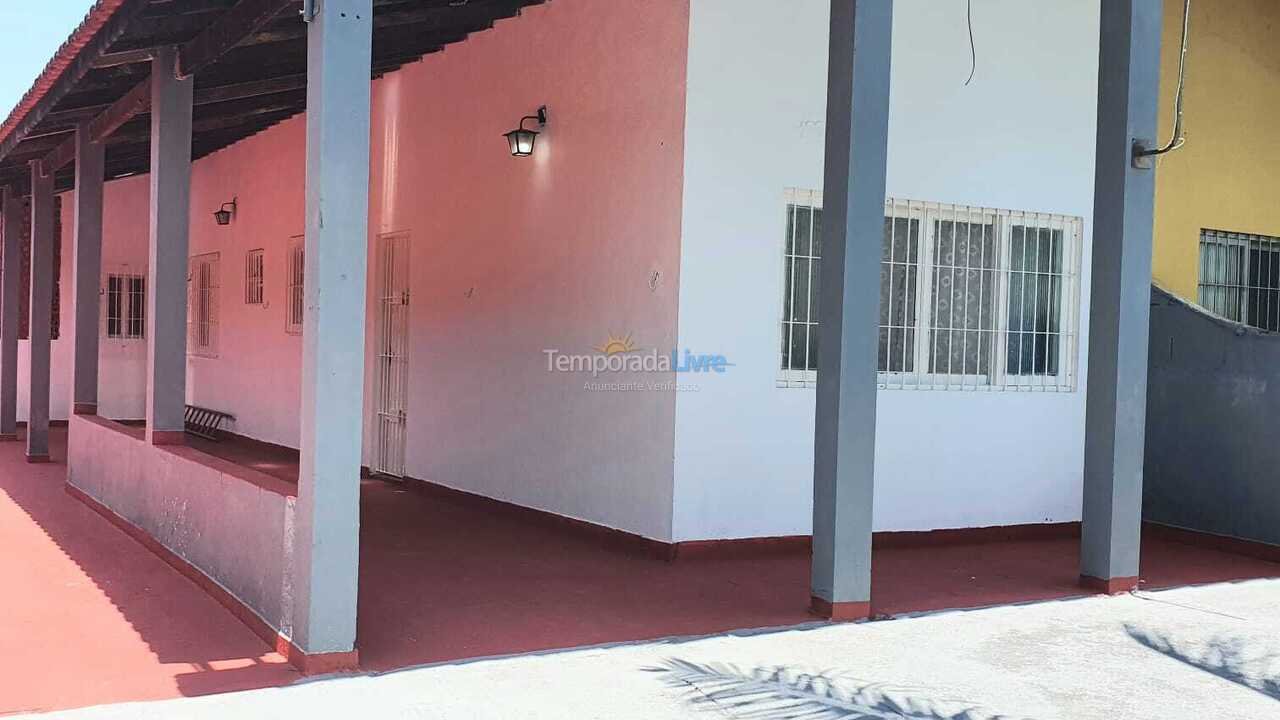 Casa para aluguel de temporada em Itanhaém (Campos Eliseos)