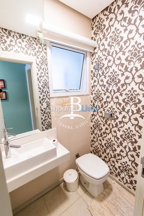 Apartment for vacation rental in Governador Celso Ramos (Praia de Palmas)