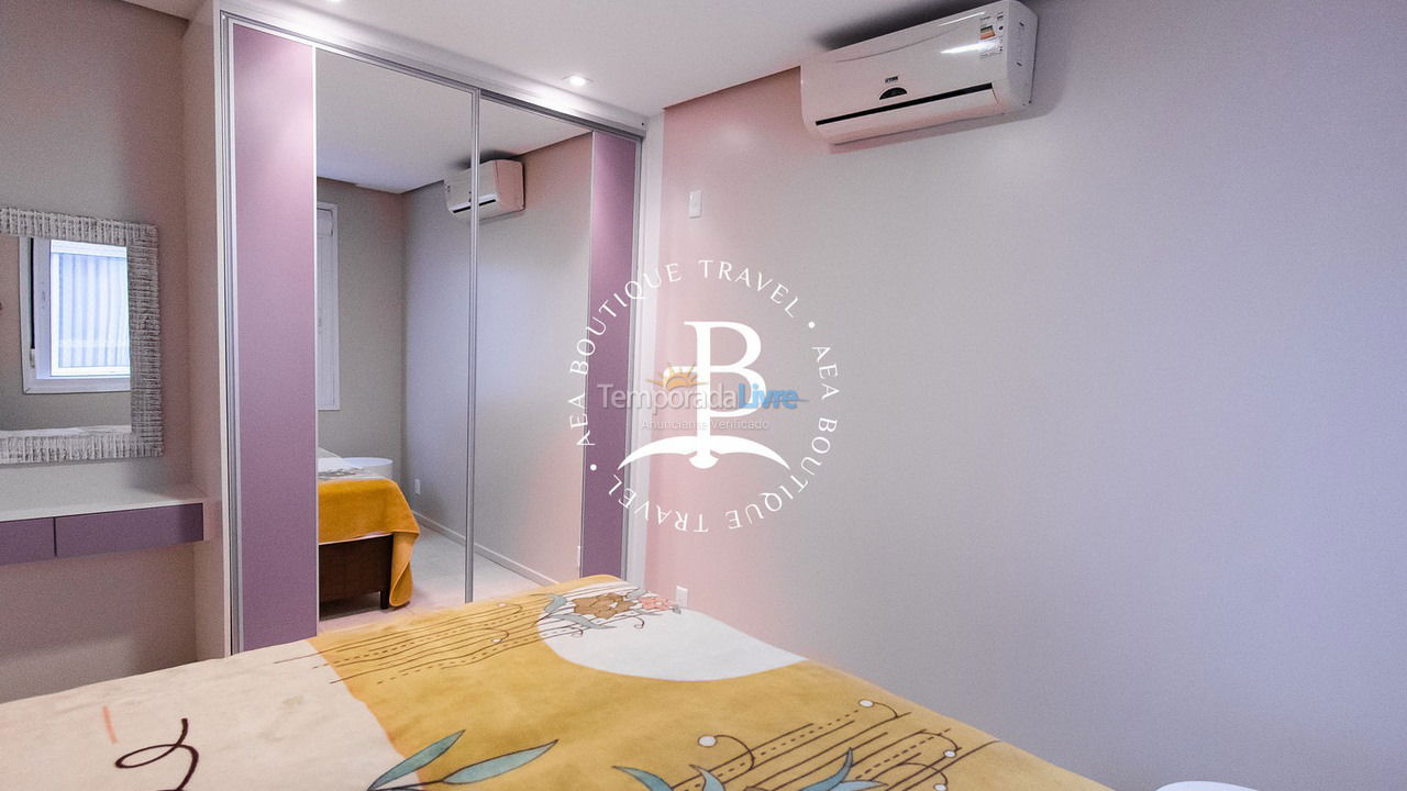 Apartment for vacation rental in Governador Celso Ramos (Praia de Palmas)