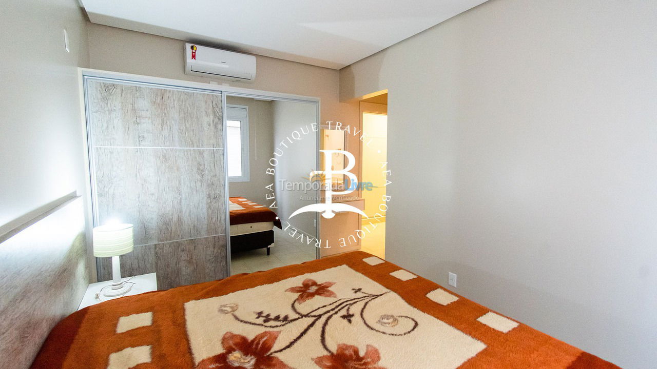 Apartment for vacation rental in Governador Celso Ramos (Praia de Palmas)